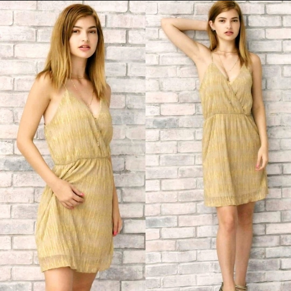 💛Metallic Gold Dress - Picture 3 of 5